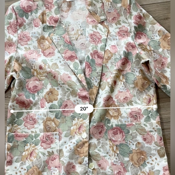 VINTAGE Fashion Crossroads Floral Womens Blazer Pink, Green, and Cream Medium - Picture 9 of 9